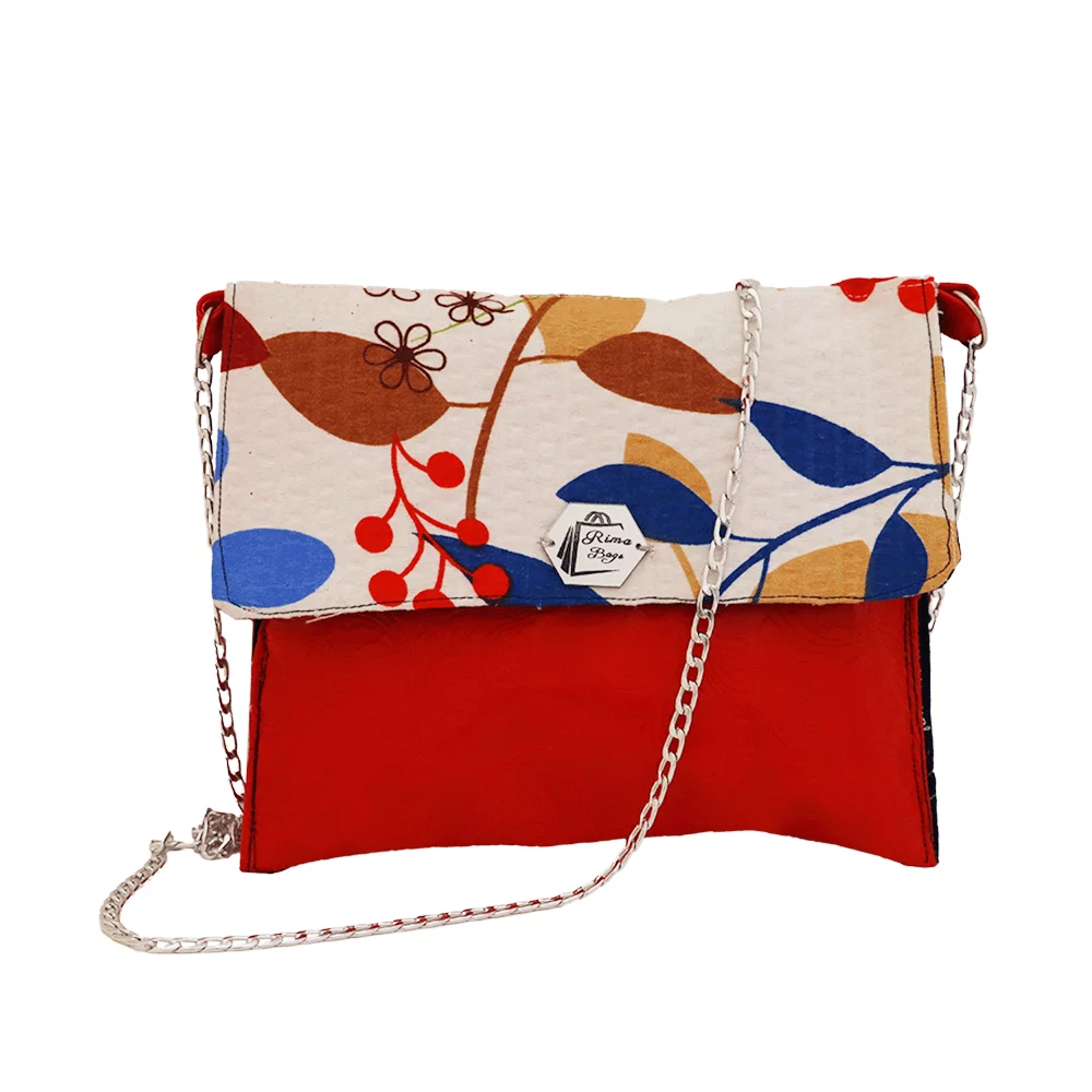 ريما باج حقيبة كتف جلد احمر بغطاء قماش ابيض مزخرف